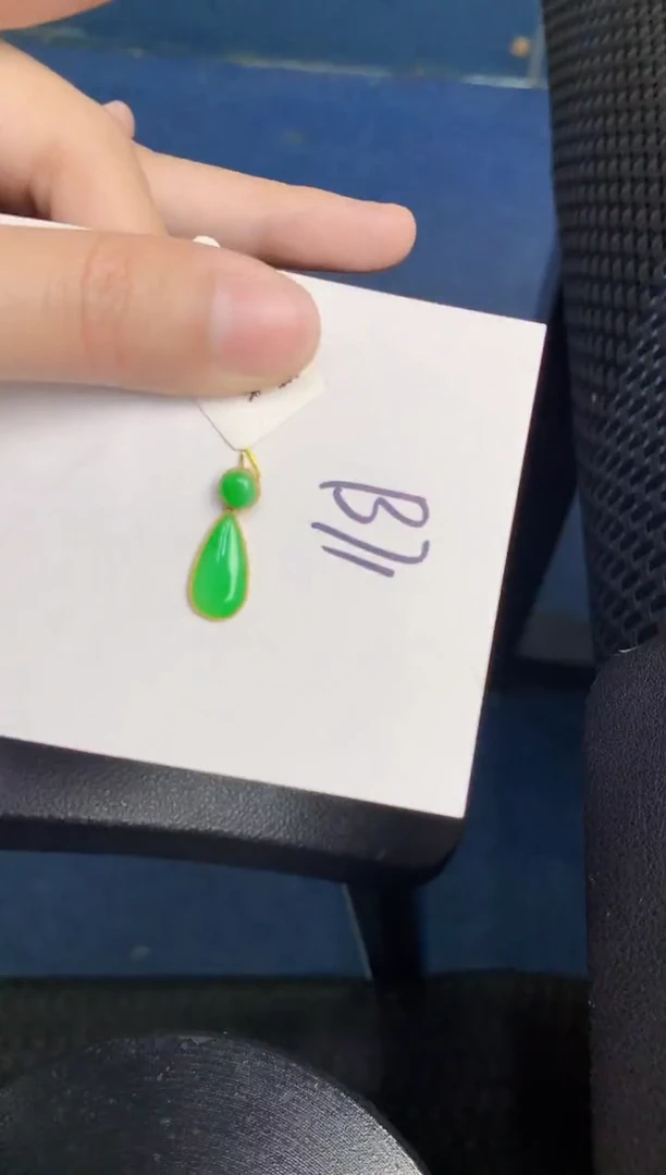 【闪购商品】翡翠颈饰18K金镶嵌000000000