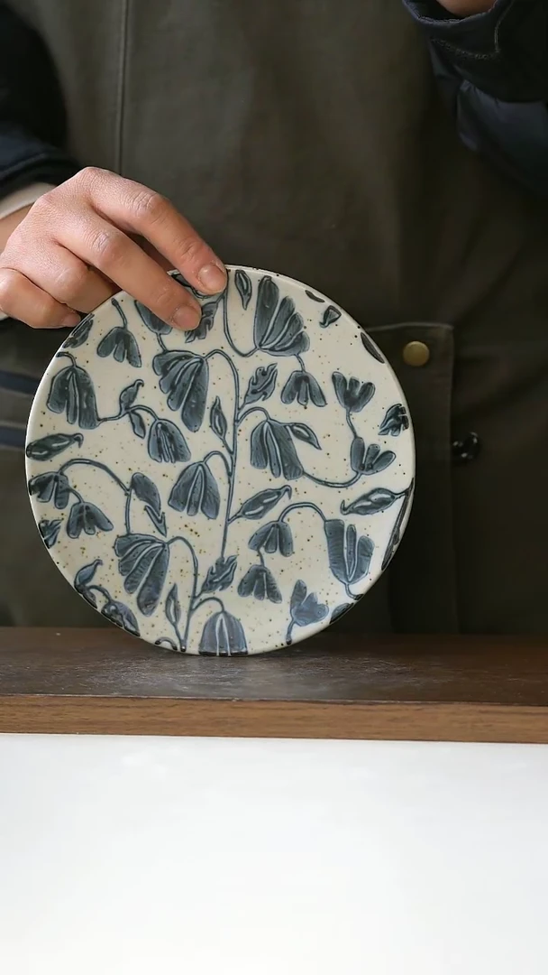 【闪购商品】陶瓷手绘铃兰花甜品盘16cm@4-2@