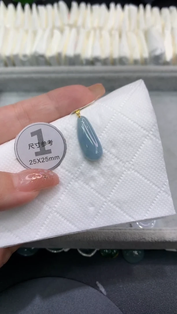 吊坠(不含链)18K金镶嵌翡翠11