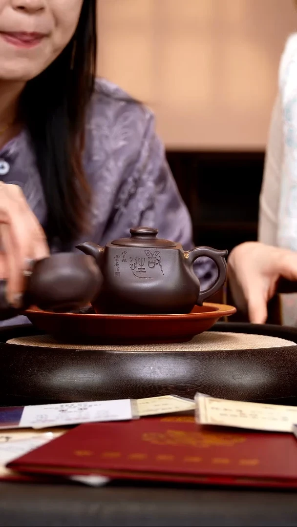 茶壶紫砂ZCP108 乾坤  黑墩头 260cc