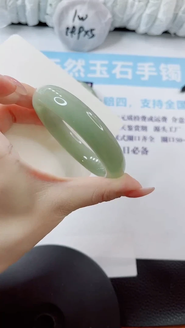 未镶嵌手镯石英质玉多样性发货V106