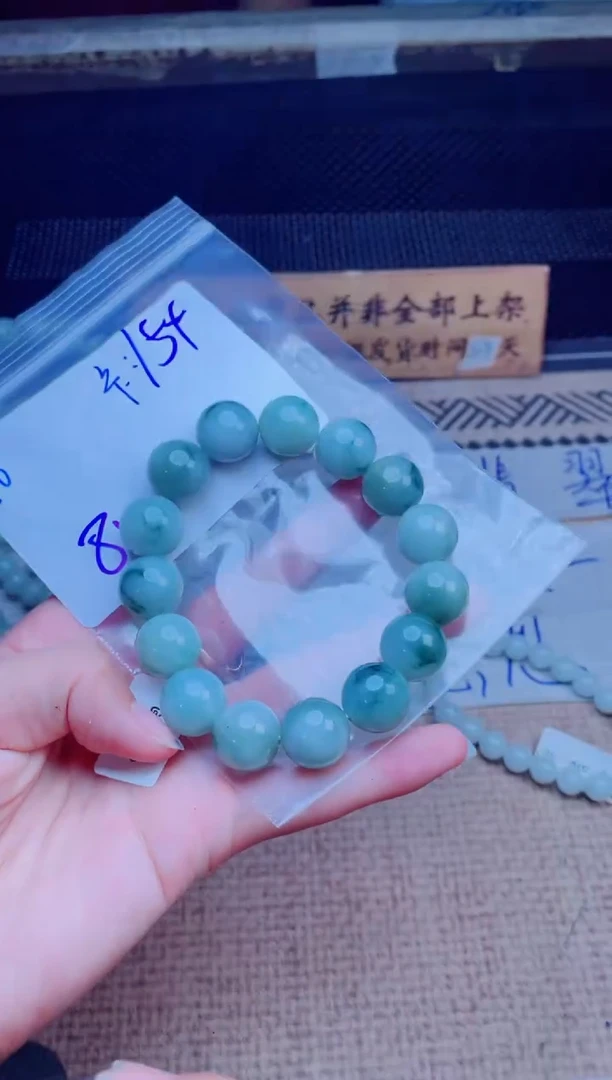 定制翡翠未镶嵌珠串多样性发货