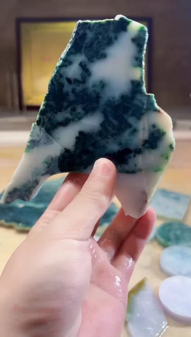 翡翠挂件未镶嵌A货张麦6275