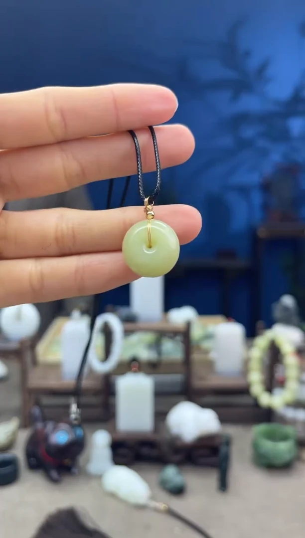 【闪购商品】和田玉颈饰未镶嵌1