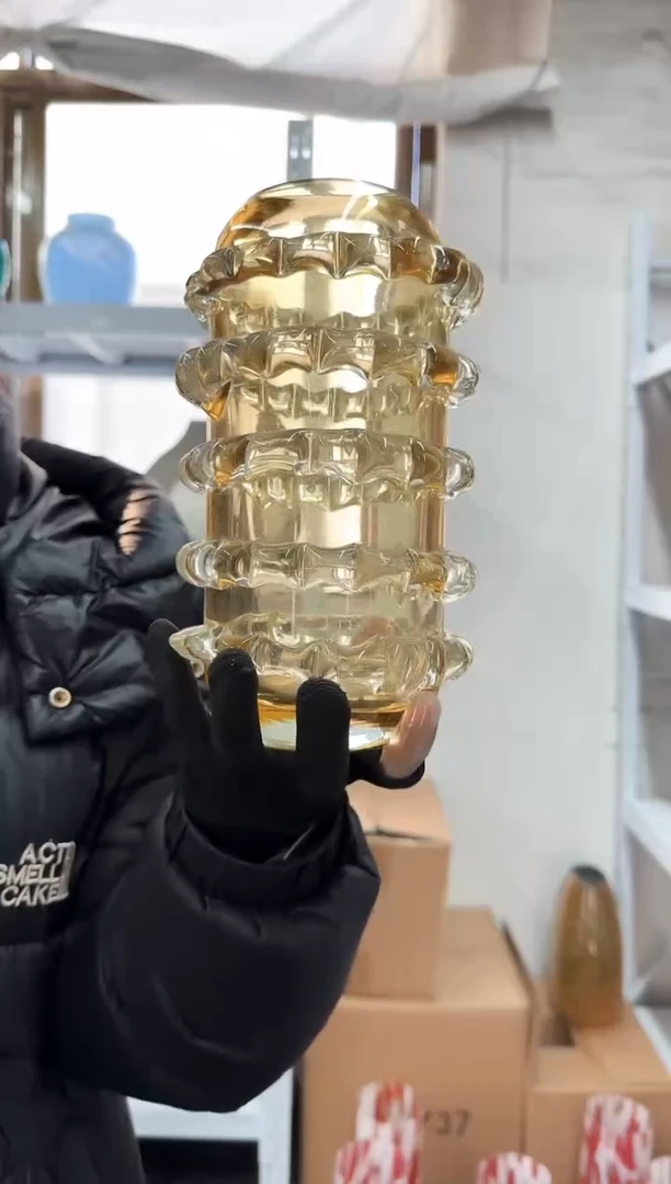 【闪购商品】花瓶7*25..........