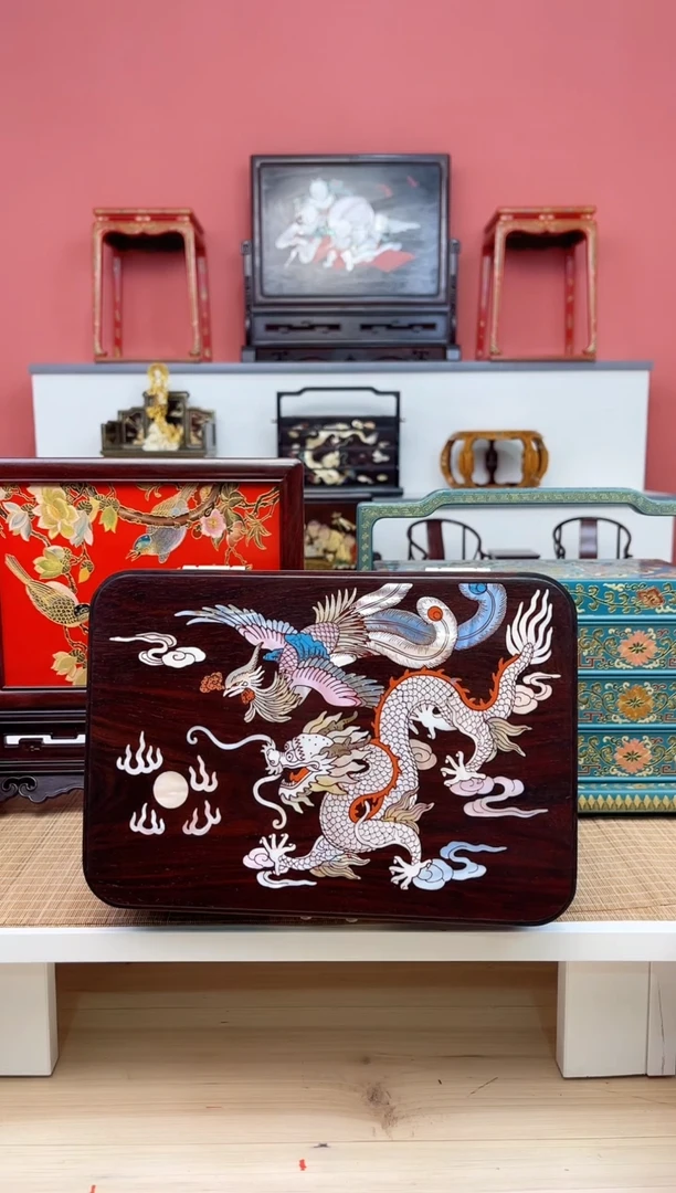 紫檀木类成套家具珠宝盒