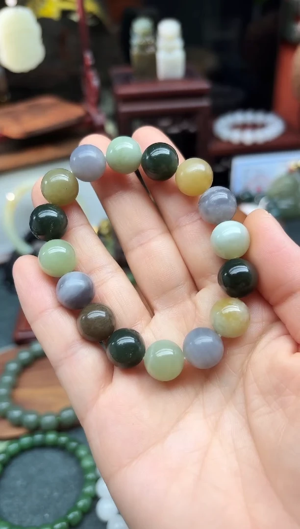 未镶嵌手链和田玉楼兰三色   红糖 烟紫