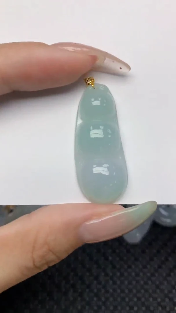 翡翠18K金镶嵌颈饰天然翡翠a货