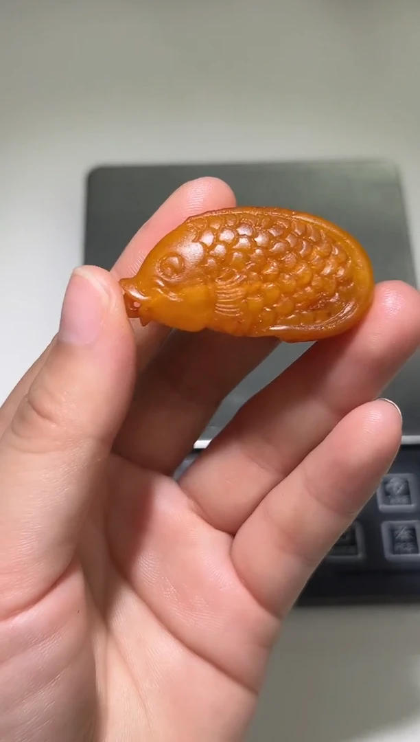 裸石琥珀未镶嵌琥珀蜜蜡吊坠