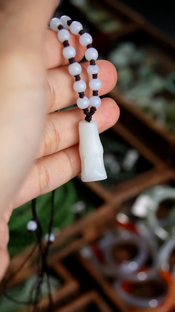 颈饰未镶嵌和田玉001