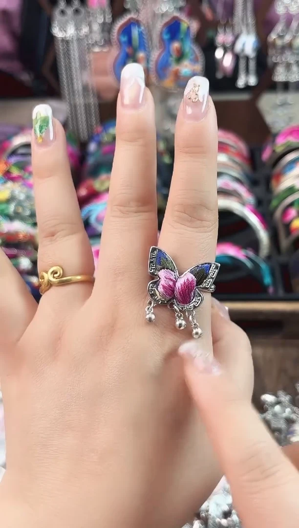 艺枝独绣手工饰品95