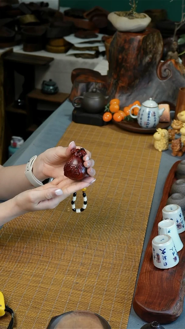 犀角紫檀工艺挂件