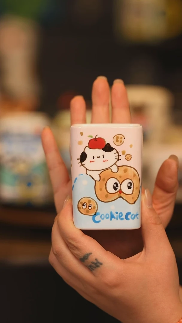 【闪购商品】摆件景德镇釉下彩绘设计师款陶瓷