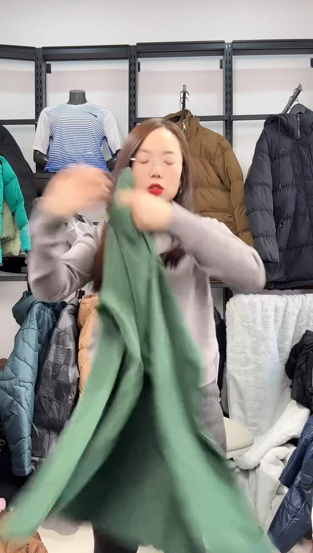 2351 闪购编码  运动卫衣裤以直播间过款为准 尺码  ·