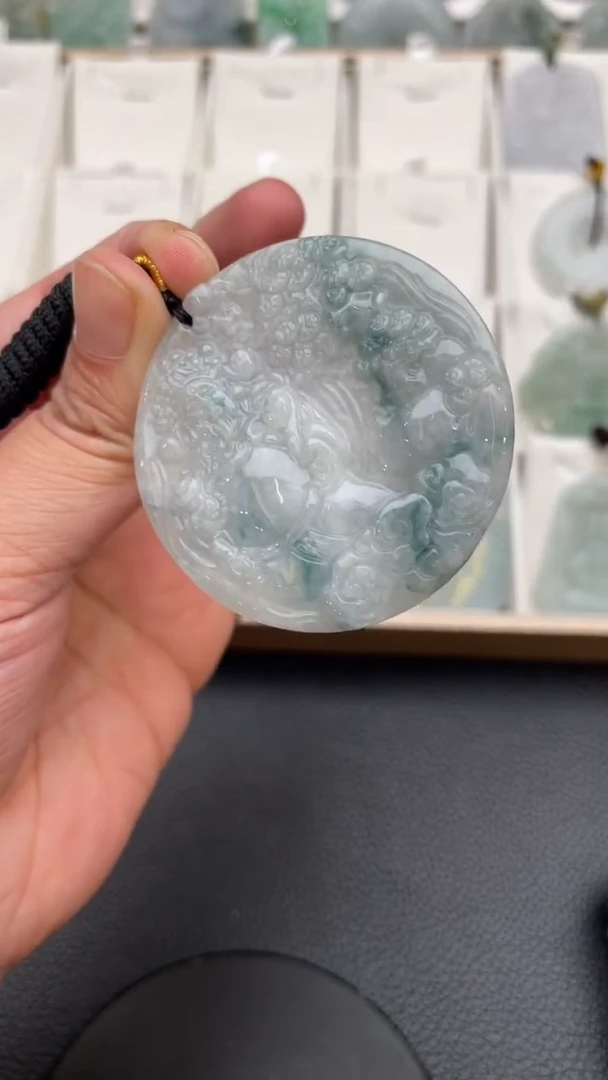 颈饰未镶嵌翡翠天然缅甸翡翠A货88