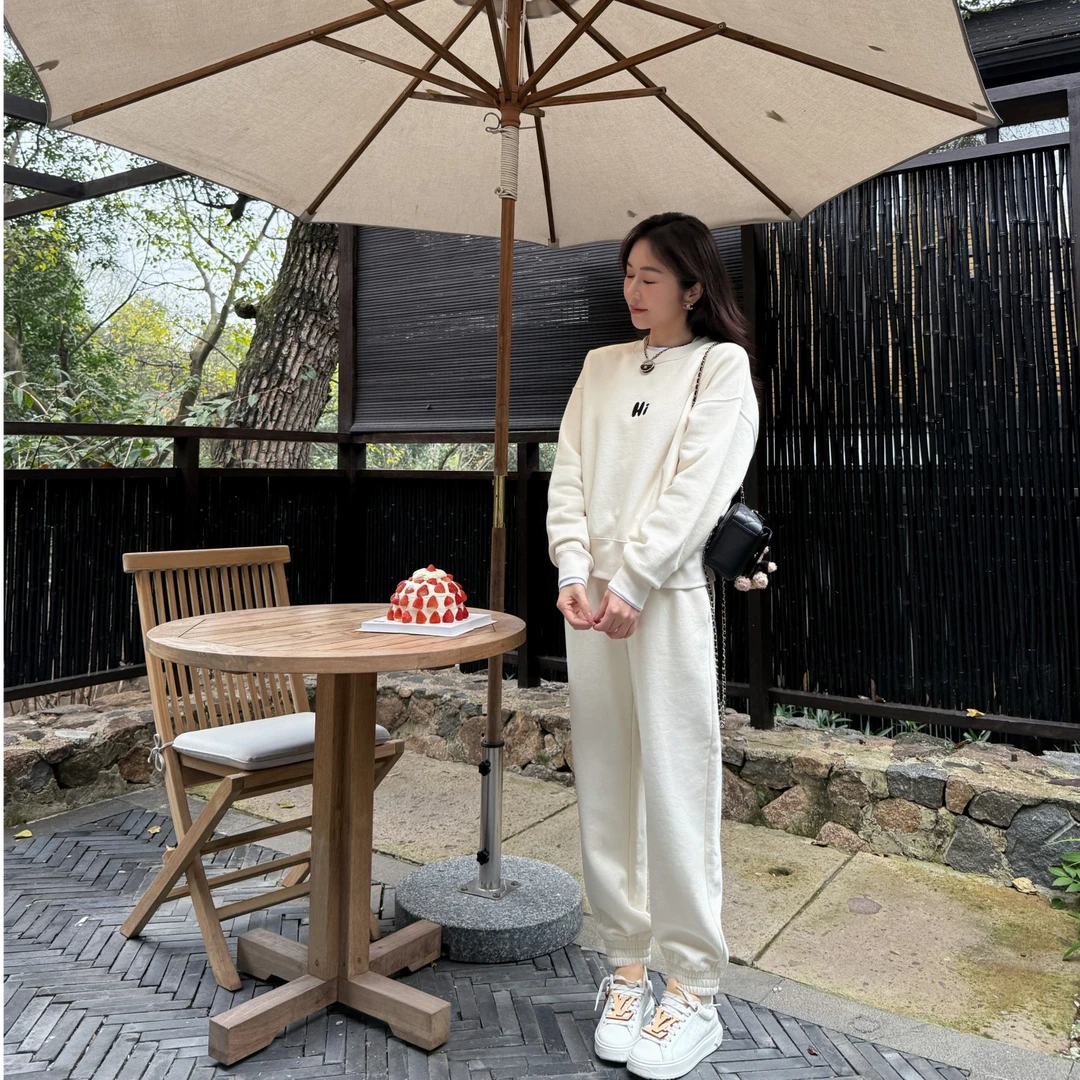 syna希娜 悠闲派 宽松圆领长袖短款卫套装-no