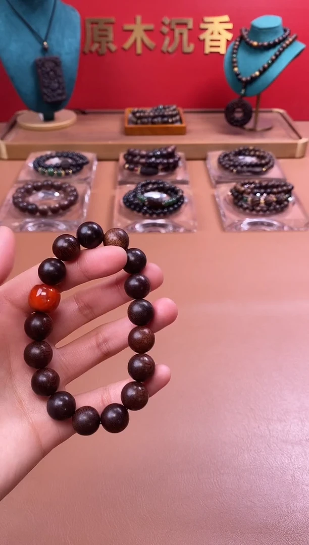 【闪购商品】沉香手串越南红油玉化红棋1.2单圈设计款