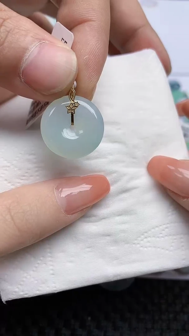 【闪购商品】翡翠颈饰18K金镶嵌天然翡翠A货