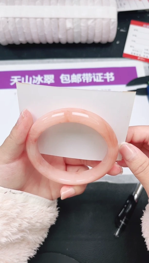 未镶嵌手镯石英质玉90-