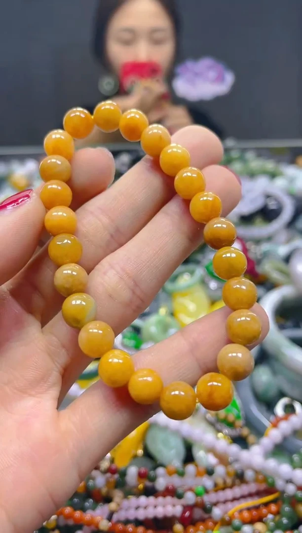 颈饰未镶嵌翡翠7MM/Q/翡翠A货，一件也是批发价