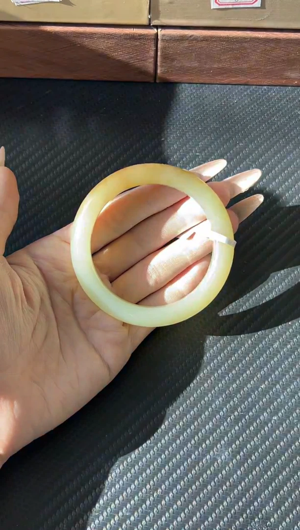 未镶嵌手镯和田玉若羌微色差57JM