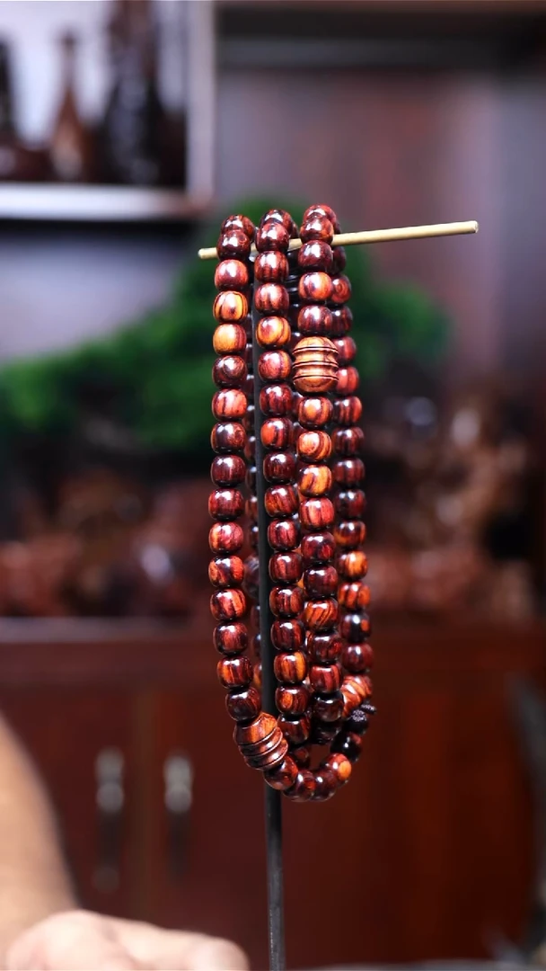 黄花梨/降香黄檀手串/手链海南黄花梨0.8*108多样性发一