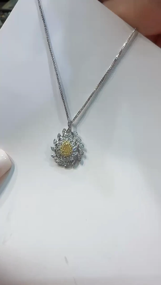 项链18K金镶嵌钻石橄榄枝项链FL
