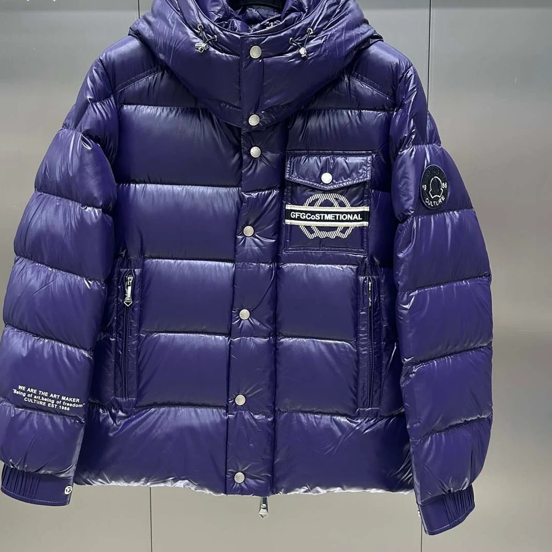 斯里卡琪欧货连帽亮面男士羽绒服2025冬季新款高级感保暖短款外套