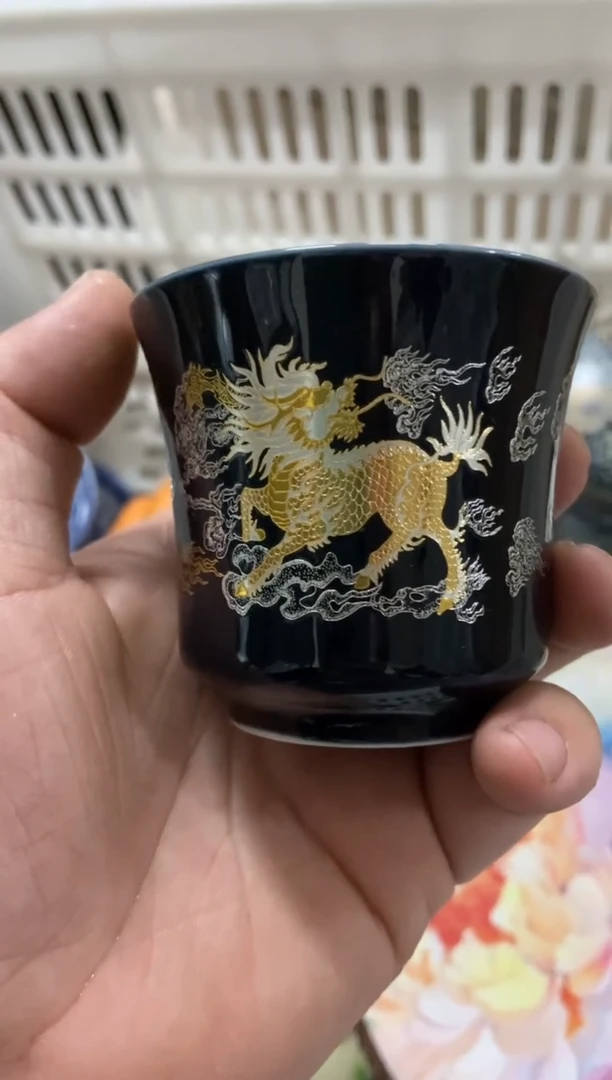 无运费险有瑕疵的摄影的产品有使用过的痕迹有点脏介意勿拍