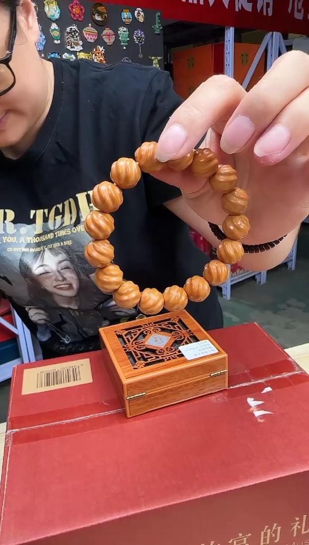无盒哈哈哈哈哈哈哈哈哈