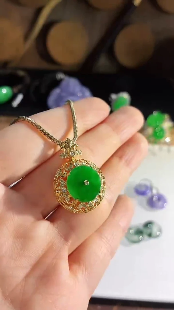 翡翠18K金镶嵌吊坠(不含链)吊坠