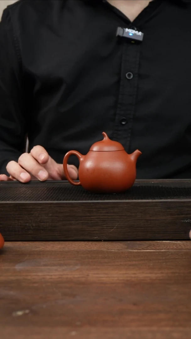 茶杯紫砂朱泥茄瓜       180CC
