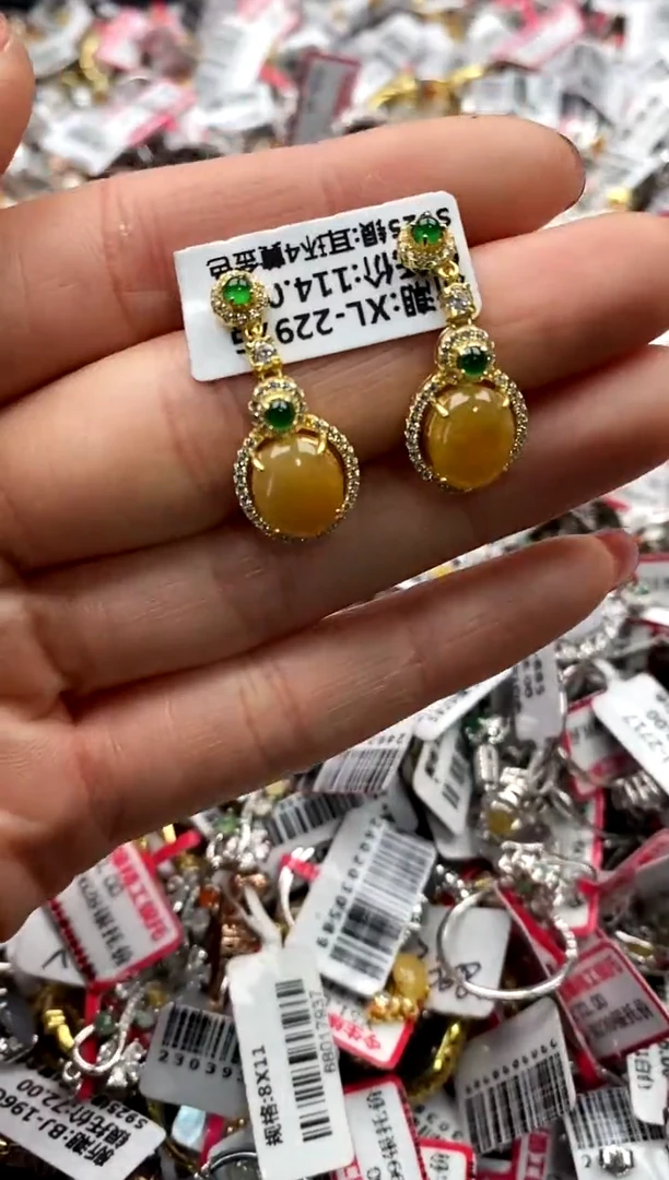 【闪购商品】翡翠戒指银S925镶嵌3333333    9