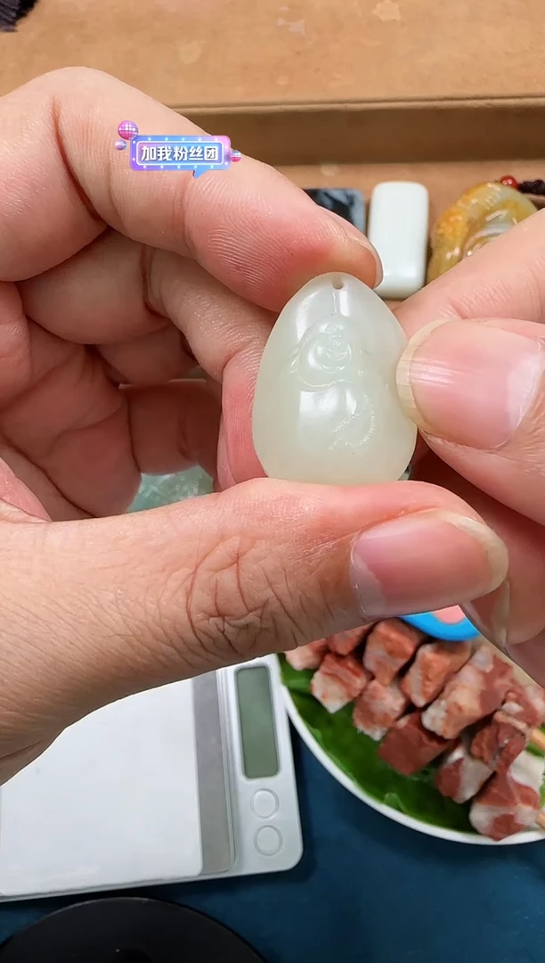 颈饰未镶嵌和田玉K****?佛公
