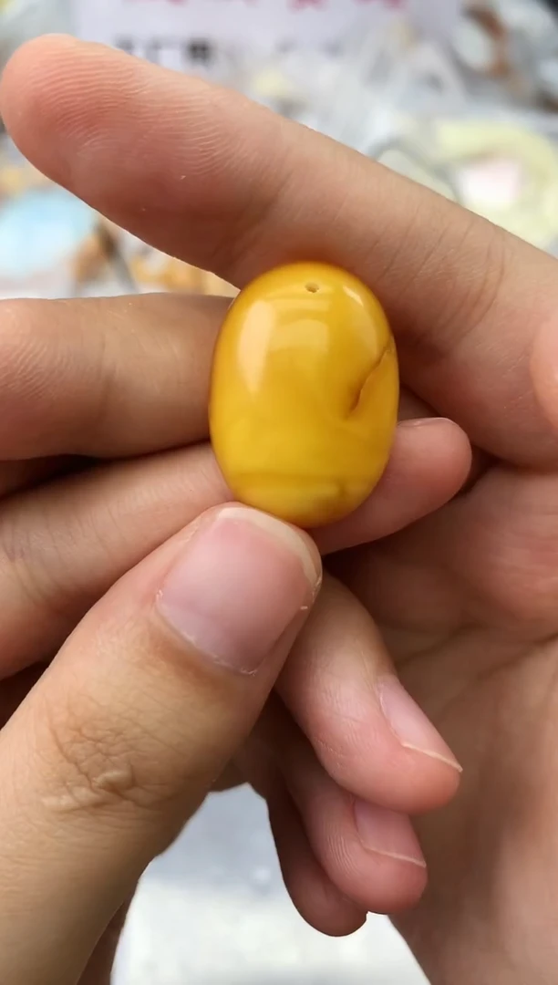 未镶嵌琥珀珠宝奇石142