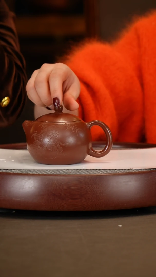 【闪购商品】紫砂茶壶【顾顺娣】紫朱泥西施  260CC