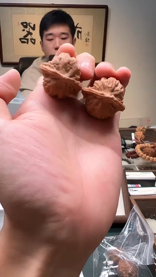 把件文玩核桃35mm左右 白蛇骨1对 24号