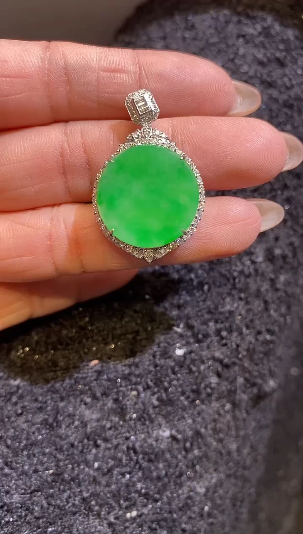 吊坠(不含链)18K金镶嵌翡翠无事牌