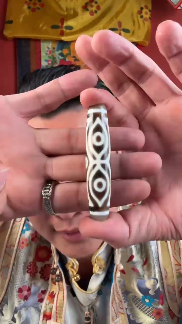 无非金属龙六眼天珠