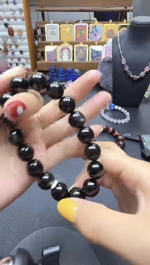 水晶珠宝半成品未镶嵌周***?水晶手串