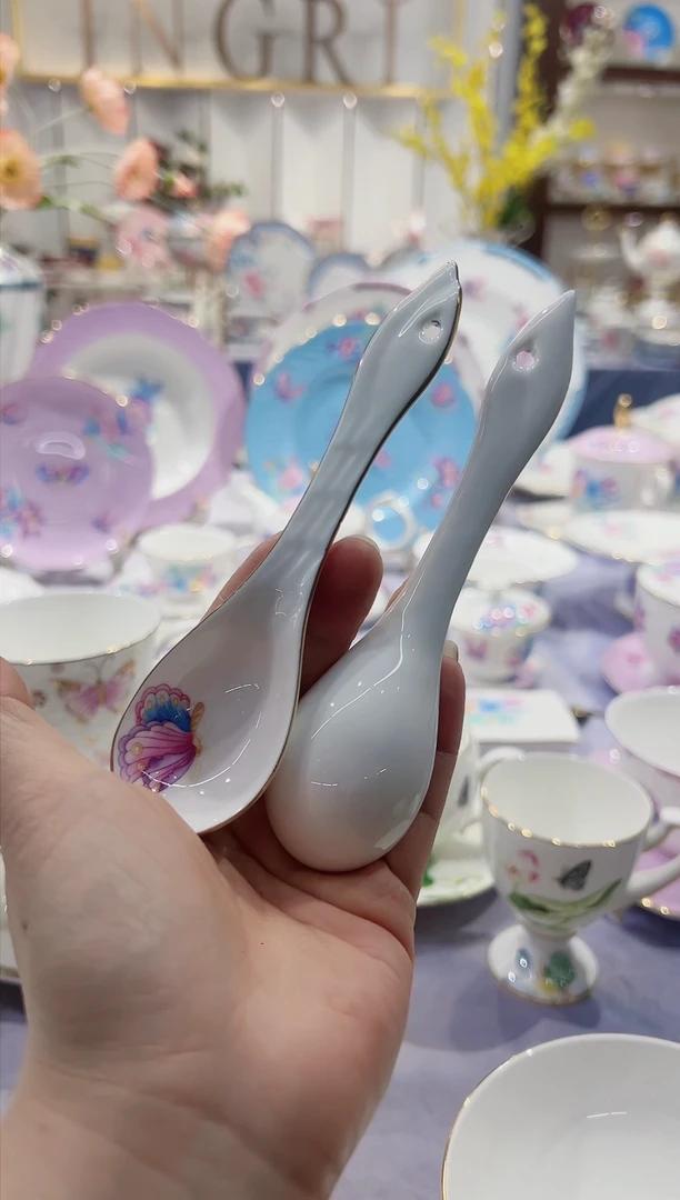 【闪购商品】骨瓷小勺2个