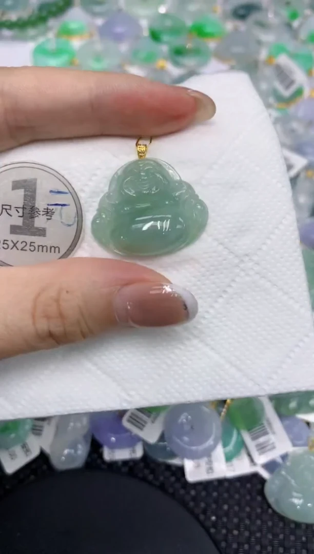 颈饰18K金镶嵌翡翠111111111
