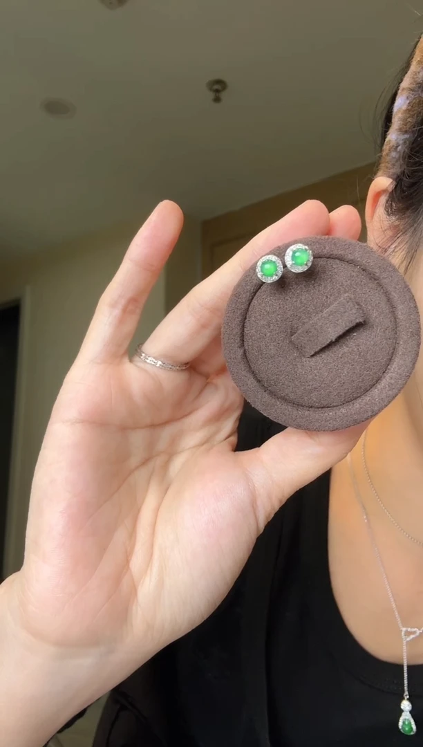 【闪购商品】翡翠耳钉银S925镶嵌蛋面耳钉