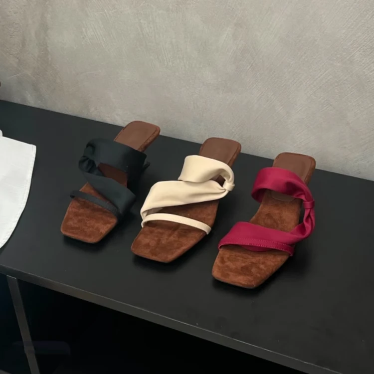 2025夏季新款时尚百搭小众设计感复古坡跟凉鞋方头露趾高跟凉拖鞋