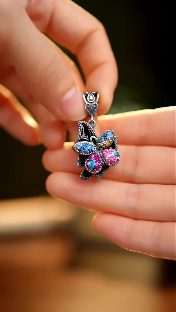 刺绣私人定制苗族手工A156