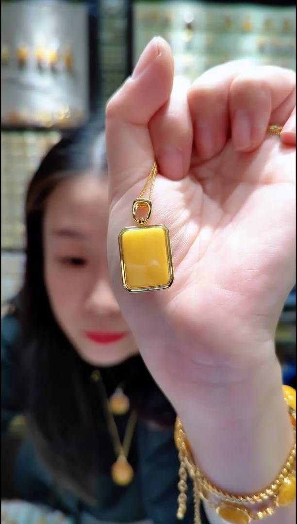 蜜蜡银S925镀金镶嵌珠宝奇石﹣A491蜜蜡吊坠