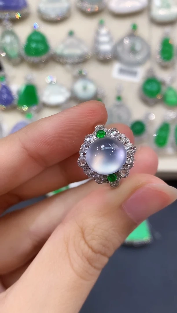 翡翠戒指18K金镶嵌D129