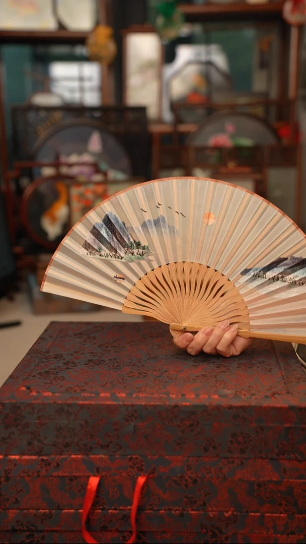 扇子折扇 苏绣绣花吊坠非遗