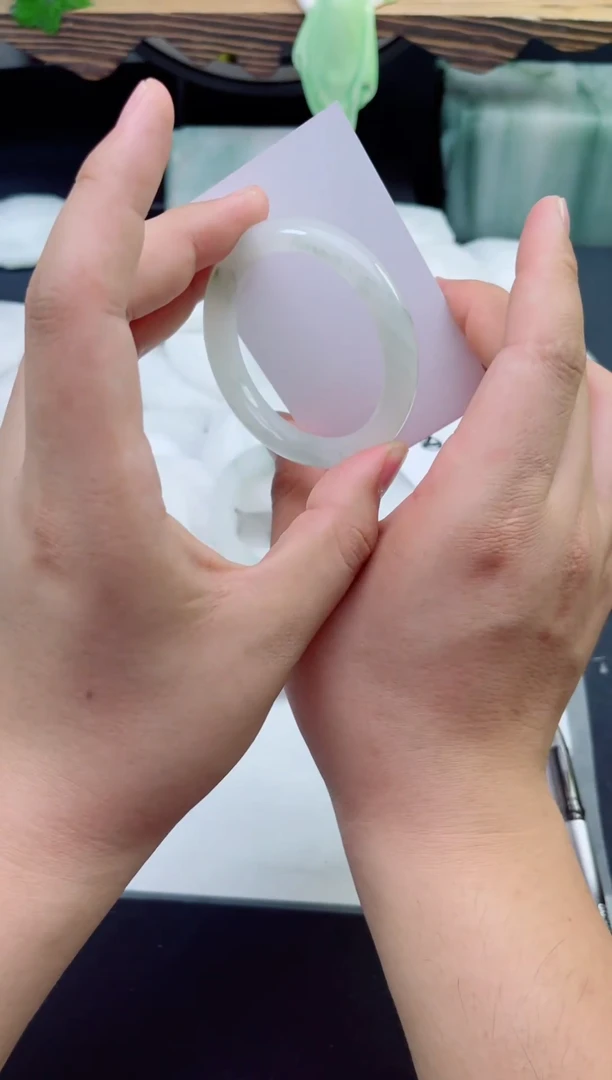 石英质玉手镯未镶嵌V50