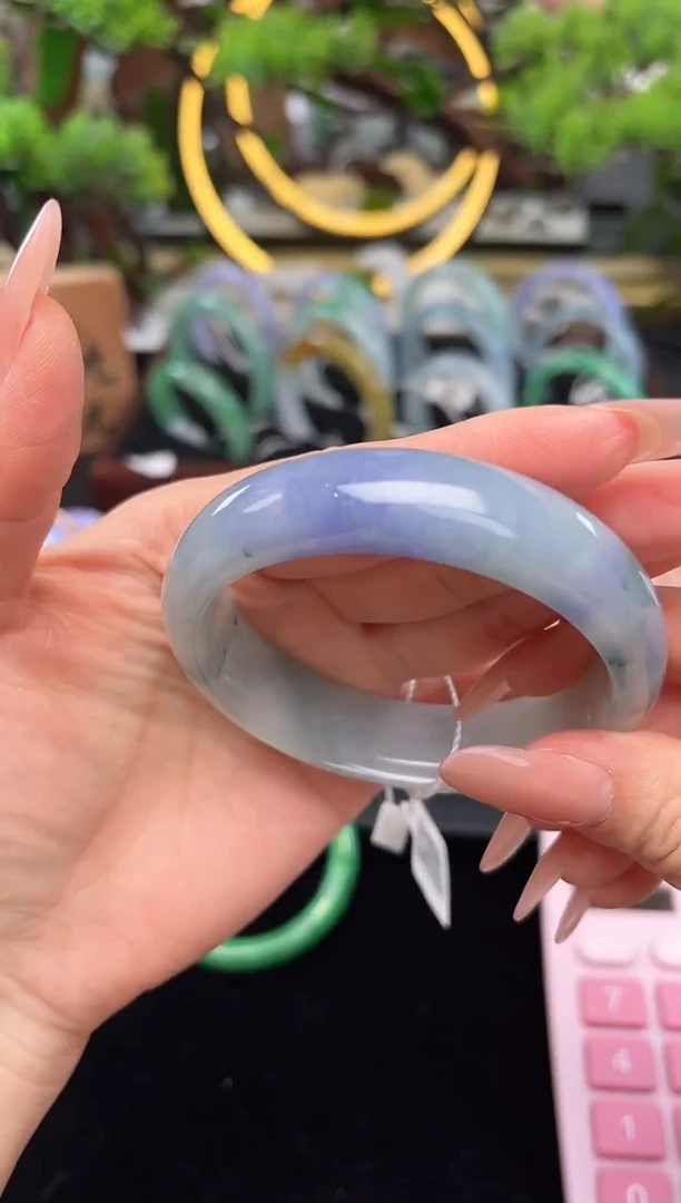 未镶嵌手镯翡翠手镯